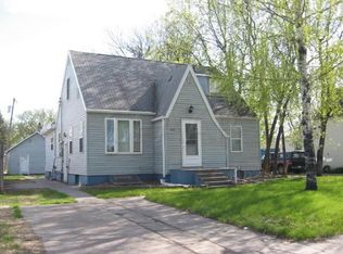 1415 9th Ave N, Grand Forks, ND 58203