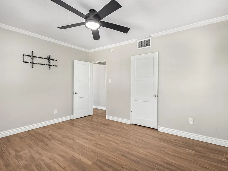 527 E Whitton Ave — Photo 20