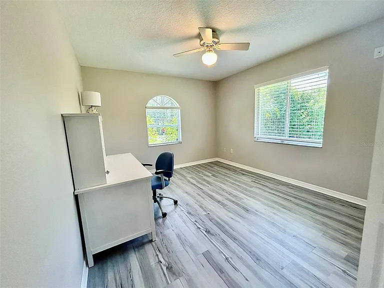 142 Solana St — Photo 19