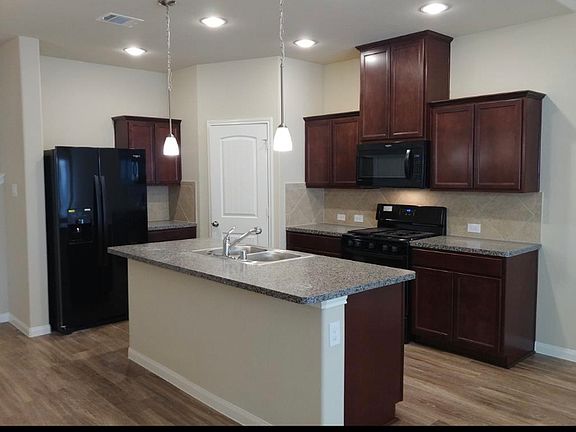 4th image of 3731 Bright Moon Ct