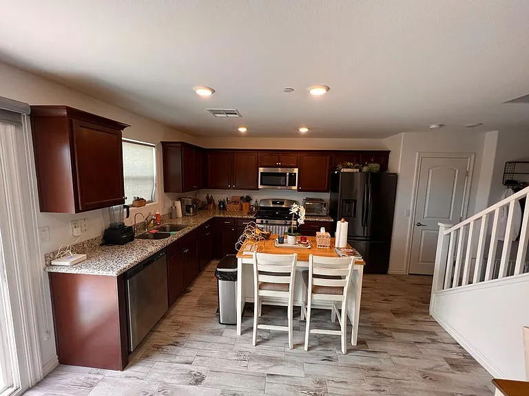 375 Yellow Finch Ln — Photo 8