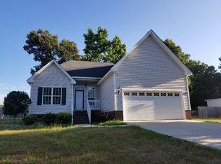 207 Koufax Dr, Pikeville, NC 27863