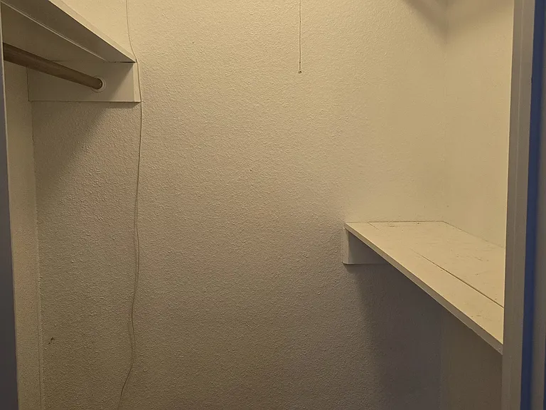 walkin closet
