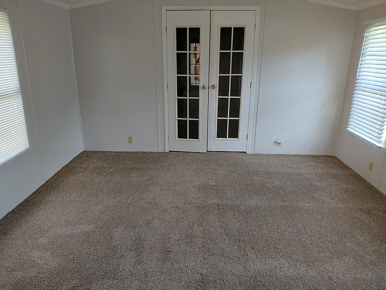 Master Bedroom Leading to Masterbath