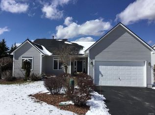 5217 Hook Cir, Jamesville, NY 13078