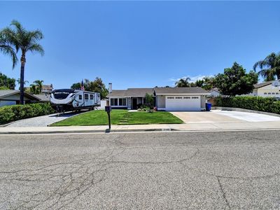 2140 Whitestone Dr, Riverside, CA, 92506
