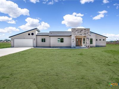 140 Palomino Trl, Natalia, TX, 78059