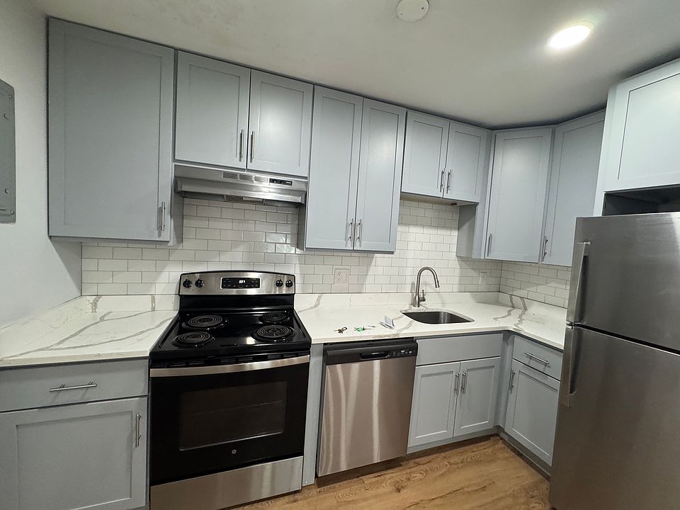 1st image of 79 Arlington St #27