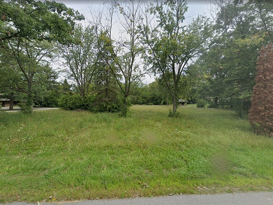 2nd image of 17138 W 145th St