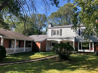 3070 Duffy Ln, Riverwoods, IL