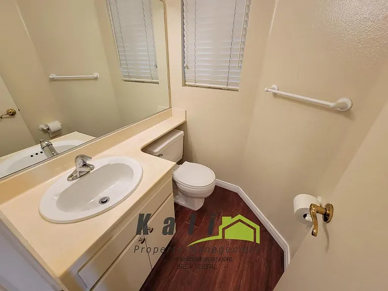 2096 Northshore Dr #C — Photo 11