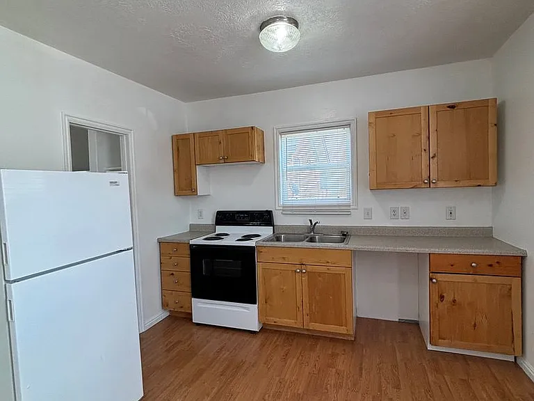 515 S Grant Ave — Photo 5