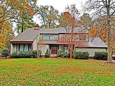1st image of 44794 Shady Hollow Ln