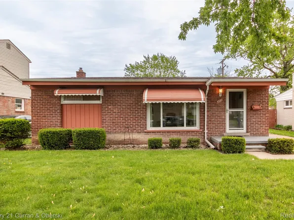 5387 Vivian St, Dearborn Heights, MI 48125