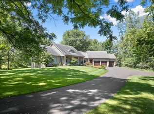1755 Forest Hill Ave SE, Kentwood, MI 49546