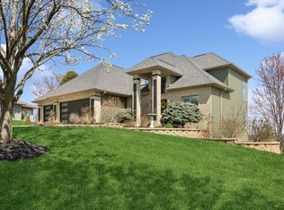 449 Butternut Ln, Iowa City, IA 52246