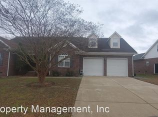 1933 Ashridge Dr, Fayetteville, NC 28304