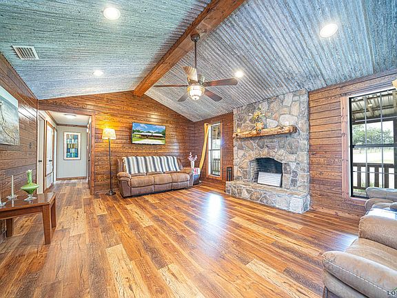 4th image of 7211 County Road 4174 W