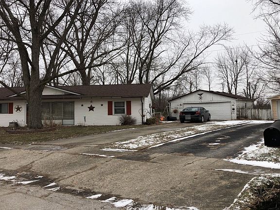 2nd image of 14 Center Dr