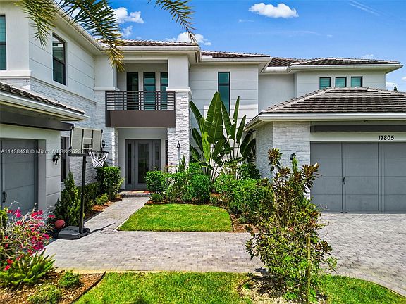 5th image of 17805 Rolling Oaks Estates Dr