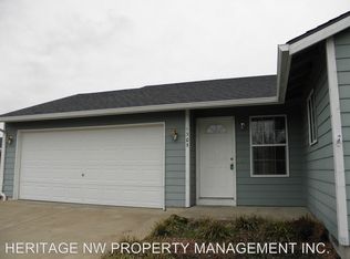 1305 Kees St, Lebanon, OR 97355