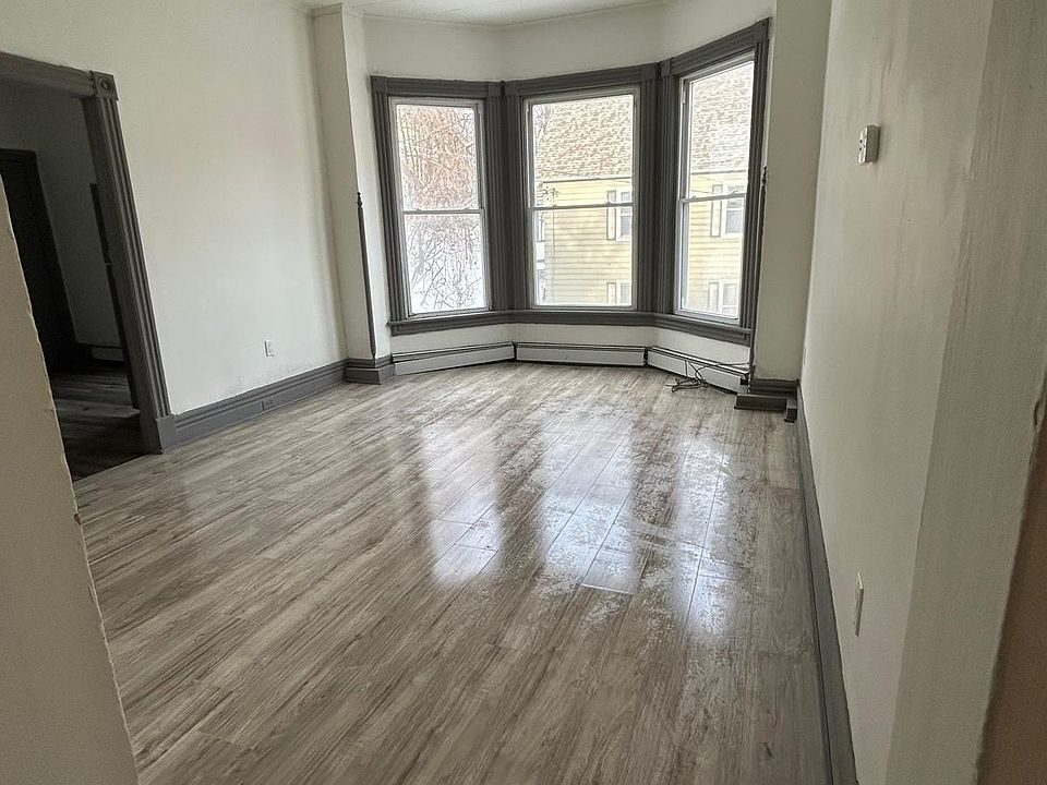 1st image of 58-60 Brookside Ave Floor 1