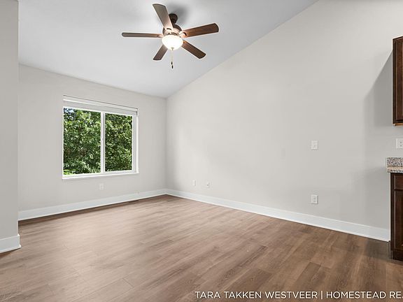 4th image of 1266 S Village Cir