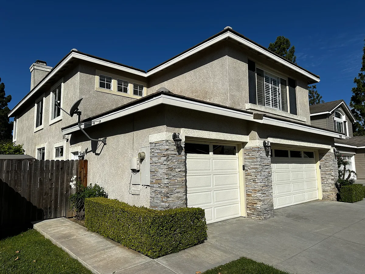 Front View of House - 535 Aliento Way