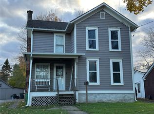 316 Vienna St, Palmyra, NY 14522