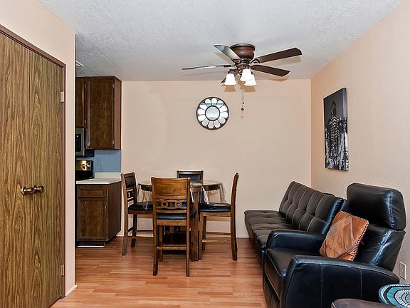 5th image of 685 N Ashurst Ct #1033
