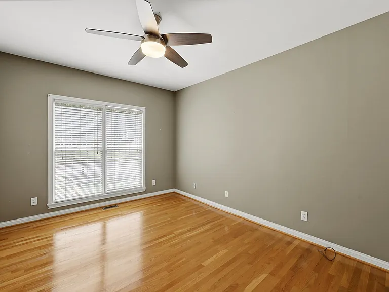 3237 Mantilla Dr — Photo 33