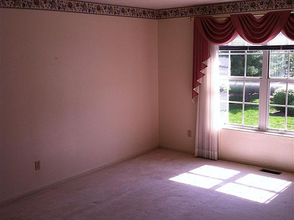 3rd image of 3370 Brookpoint Ln #10