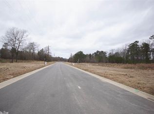 3001 Creekside Cv, Bryant, AR 72022