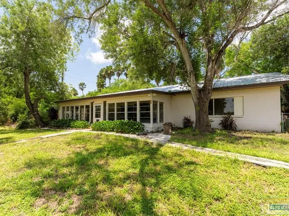 150 S Valencia Dr #3, Bayview, TX 78566