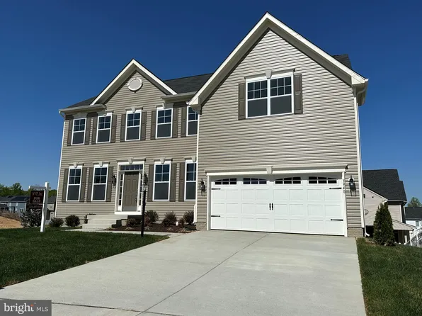 3940 Copper Mill Dr, Dumfries, VA 22025
