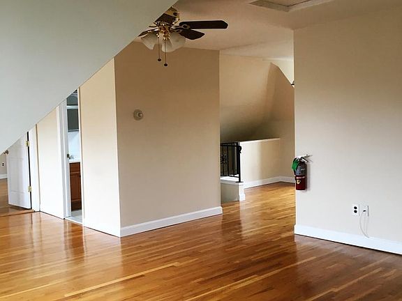 4th image of 158 Anstice St APT 3