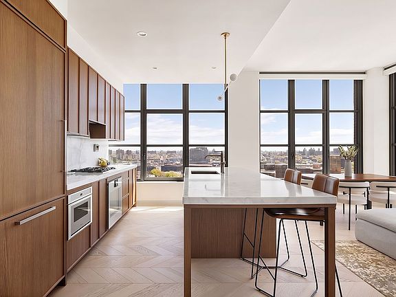 3rd image of 115 York St #17F