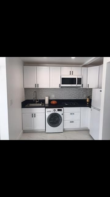 2nd image of 23503 Victory Blvd