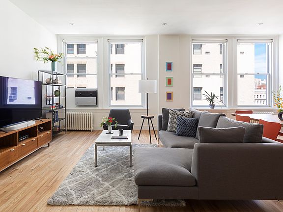 3rd image of 258 Broadway APT 7-B