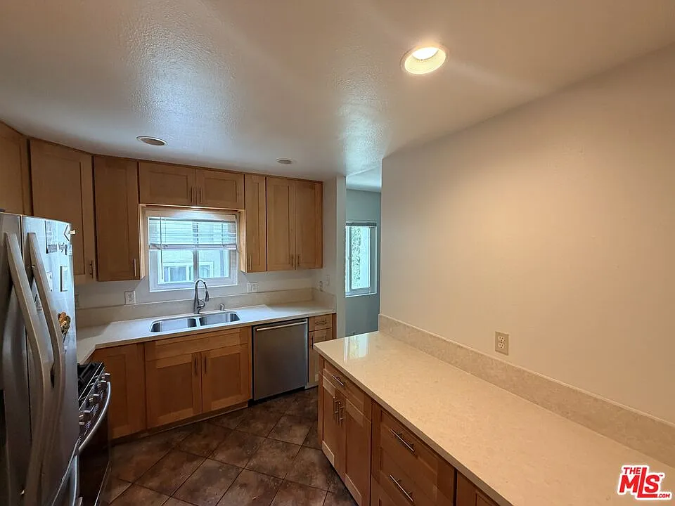Building Photo - 4903 Indian Wood Rd #108