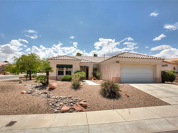 2nd image of 10901 Pine Meadows Ct