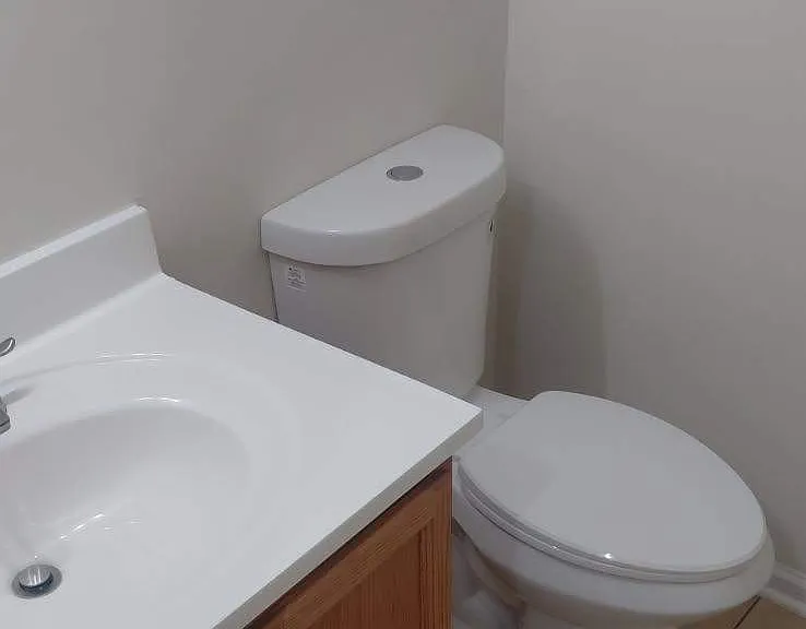 109 Madrid Ct — Photo 3