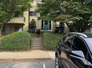 10524 Weymouth St #W-1, Bethesda, MD 20814