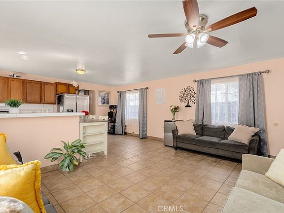 4th image of 180 E 67th St
