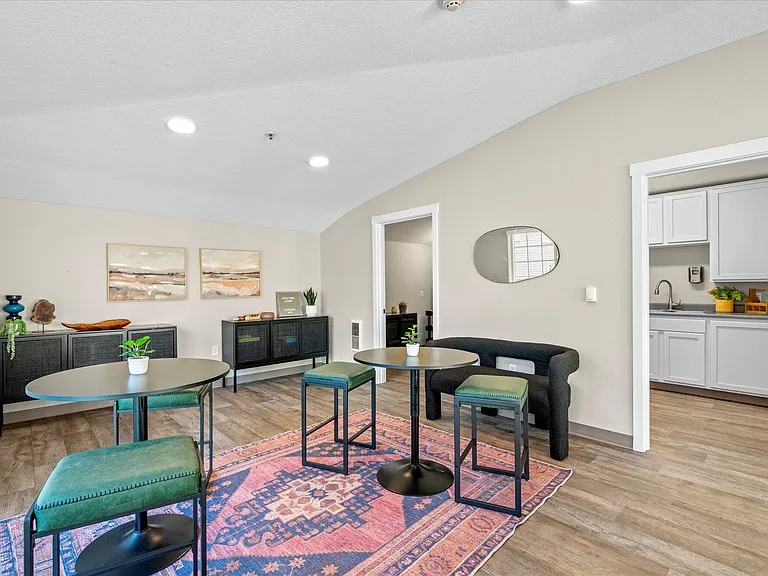 Chinook Way Apartments — Photo 70