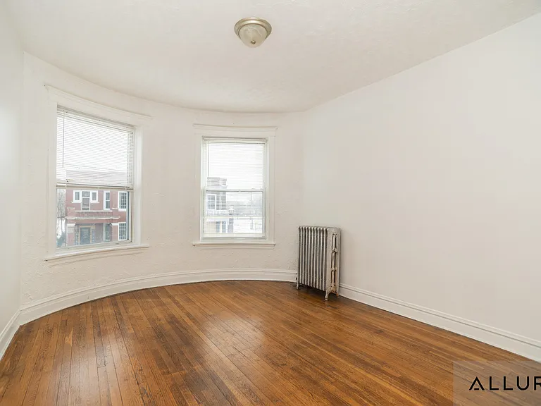 7250 S Yale Ave #3N — Photo 3