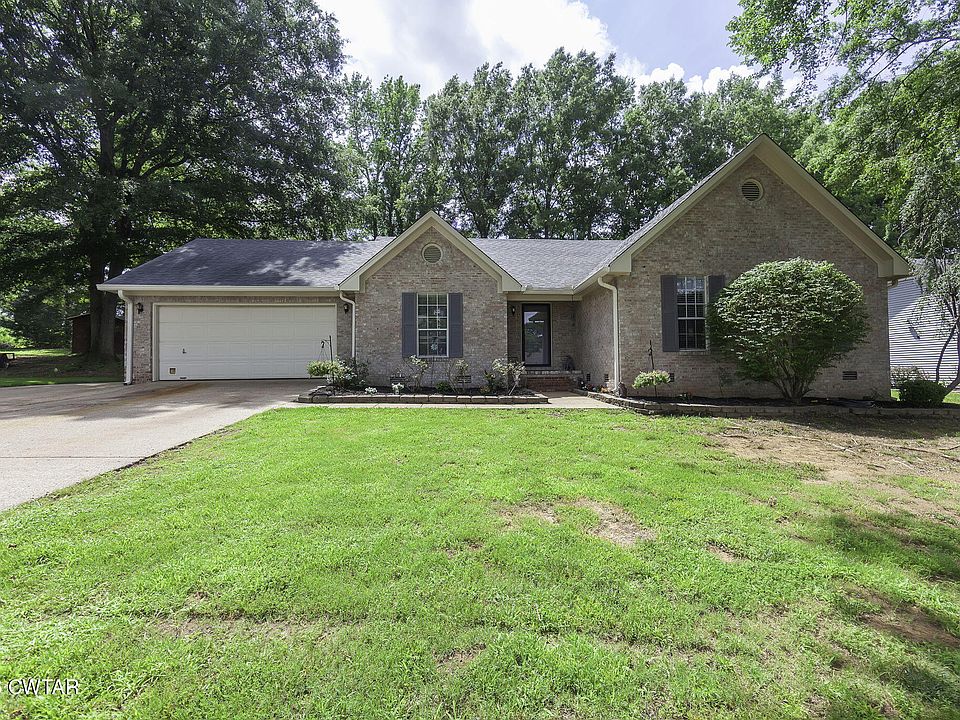 1st image of 102 Candlewick Dr