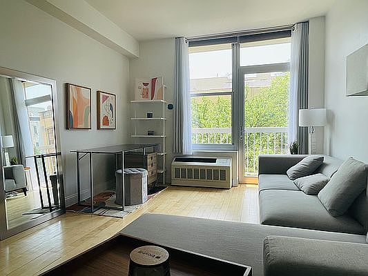 1st image of 249 E 118th St APT 4C