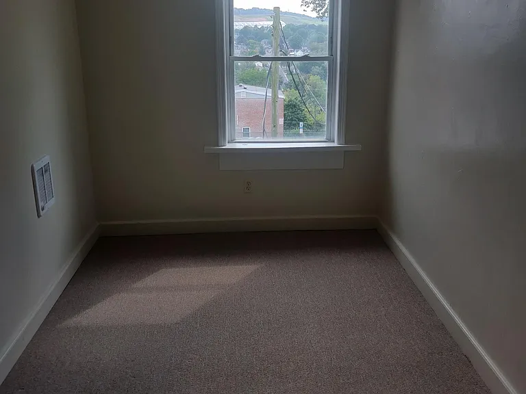 1112 Butler St #7 — Photo 14