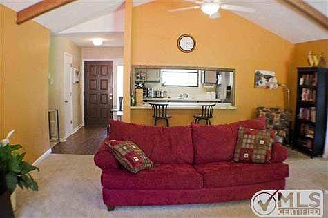5th image of 2488 Royal Oaks Dr